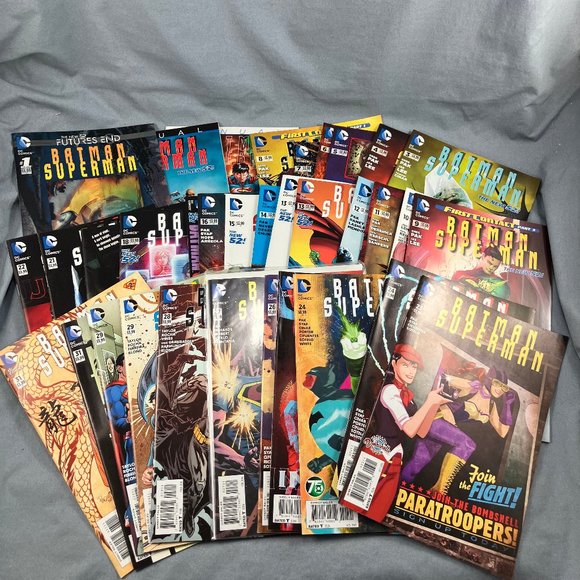 Batman Superman DC Comics Huge Lot 29 Asst Issues 2013-2016 Series + Variants - Picture 4 of 6